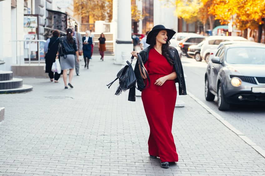 street fashion, plus size model